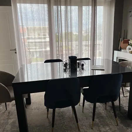 Апартаменты Climatise 3 Etoiles T3 Chic A Avec Billard Et Terrasse *